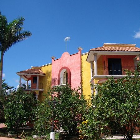 Ecotel Quinta Regia Valladolid  Exterior photo