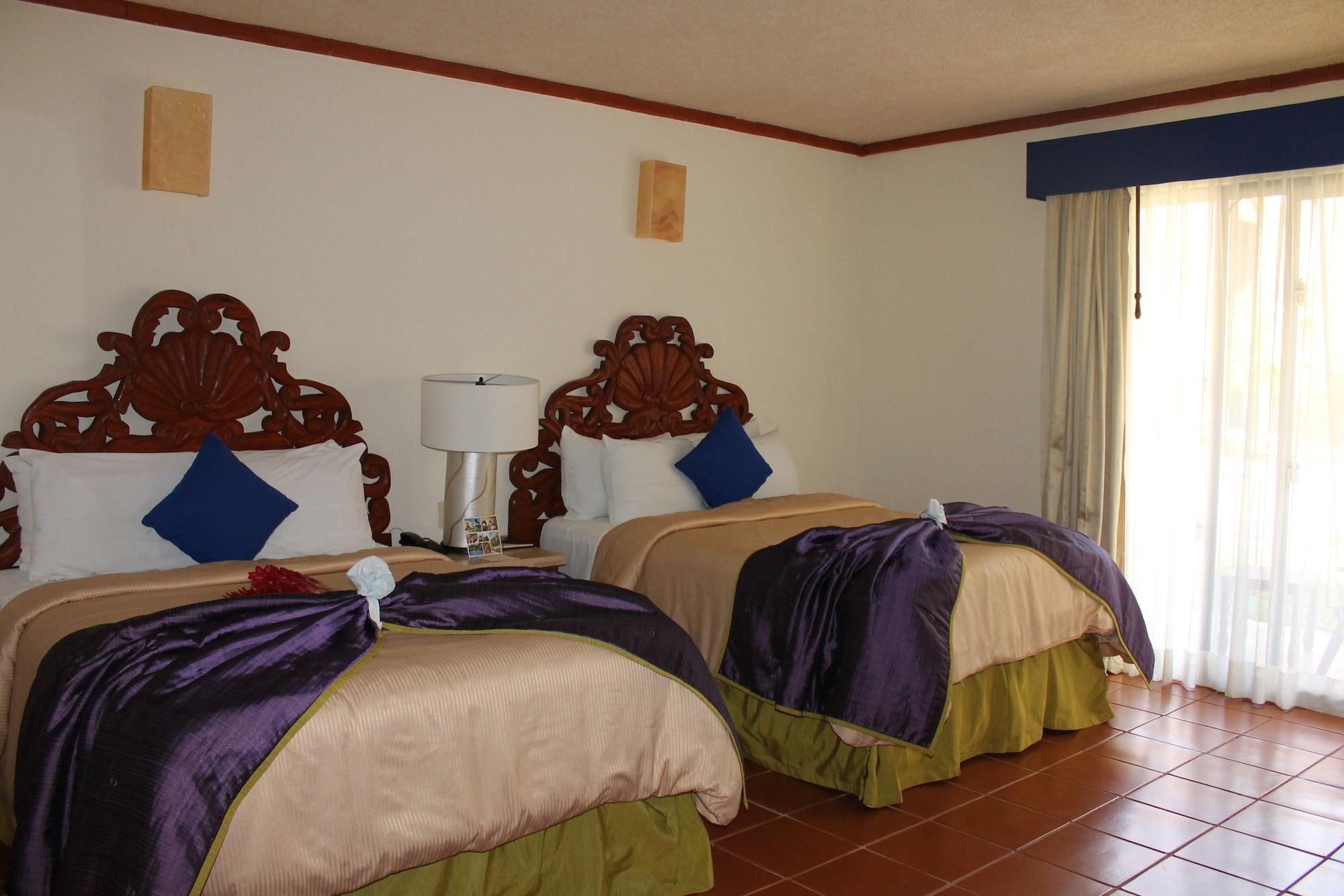 Ecotel Quinta Regia Valladolid  Exterior photo